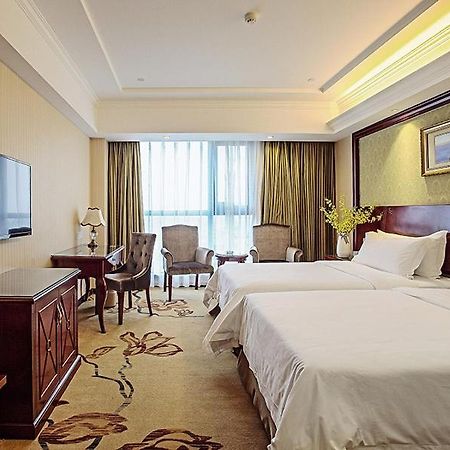 Vienna Hotel Changnan Nanchang County Екстериор снимка